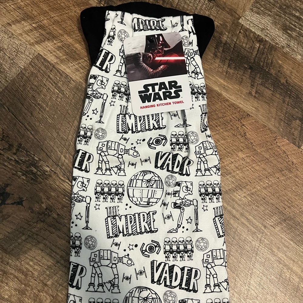 Star Wars Hanging Kitchen Towel – Darth Vader & Empire Design – Disney Lucasfilm